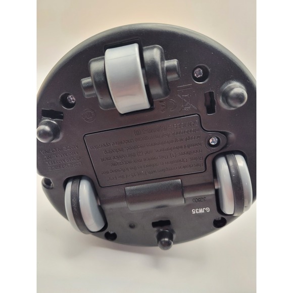 Fisher Price Laugh & Learn Crawl after Cat on a Vac Electronic learning toy - Picture 3 of 3